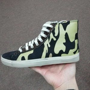 Kim & Zozi Fashion Army Camo Women's Sneakers 7